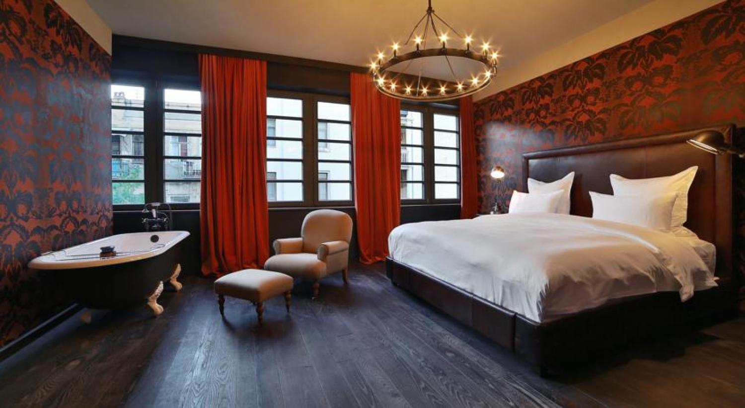 Rooms Hotel Tbilisi Eksteriør billede A room at the Hotel